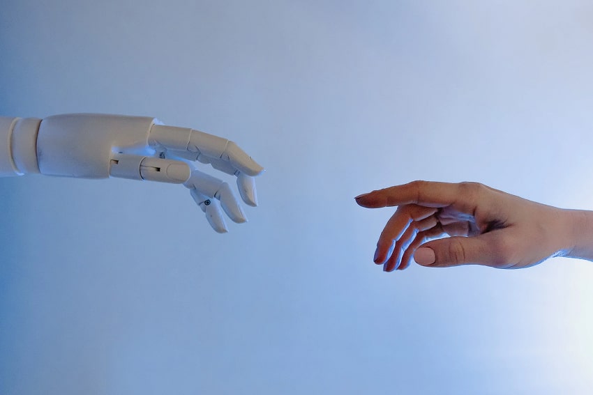 10 Reasons why AI will not replace your job