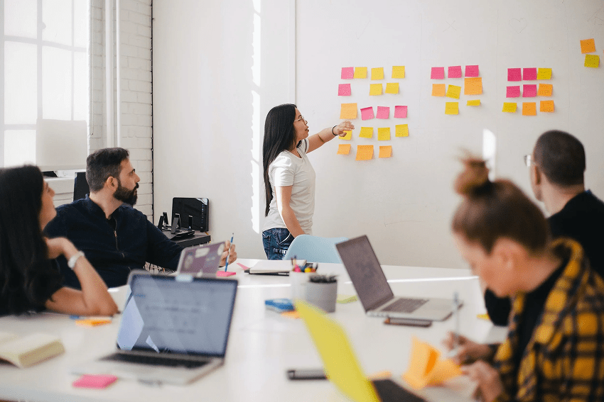 Employee Brainstorming Session (Photo Credit: Jason Goodman)